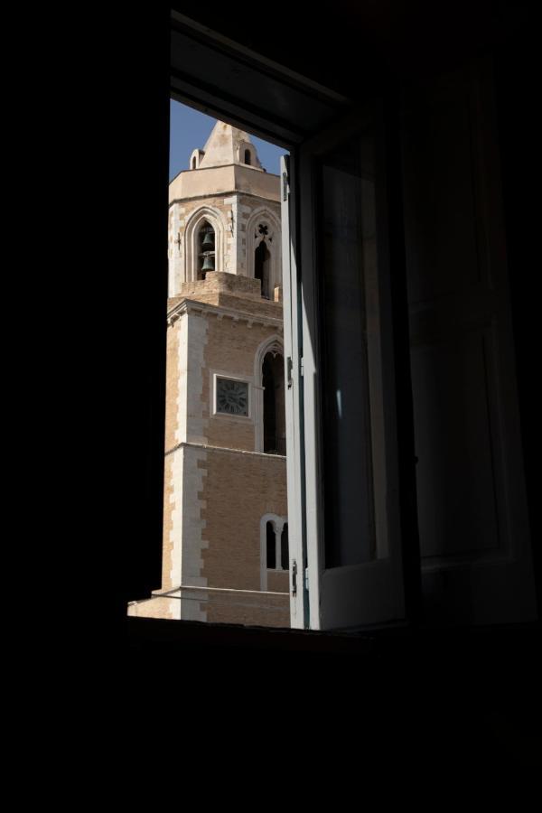 B&B Palazzo Lombardi Lucera Esterno foto